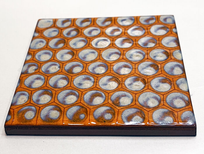Carreau design pour carrelage moderne ou déco. Made in Salernes par Véro Vagh